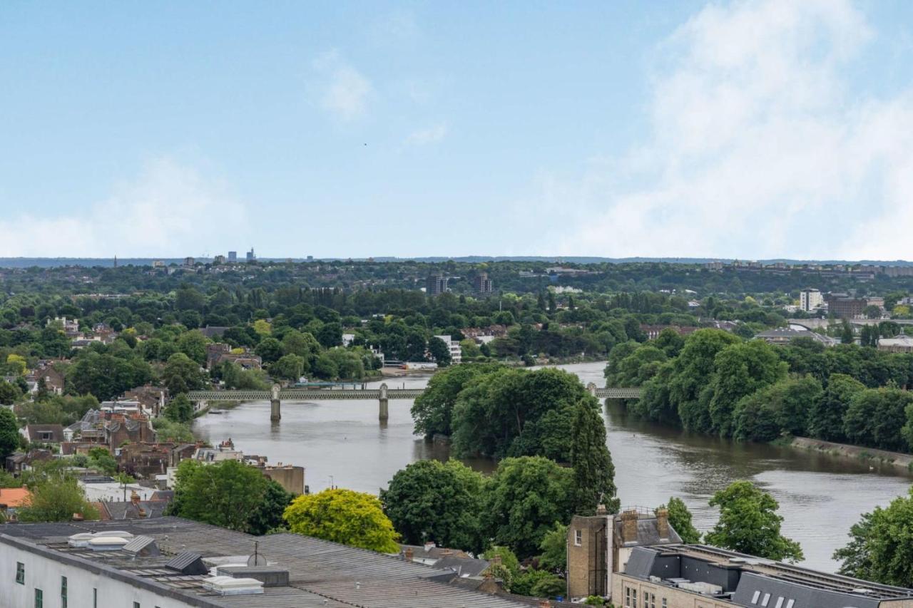 Modern Apartments In Brentford 2 Minutes Walk From Kew Bridge Kültér fotó